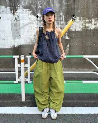 (Unisex) Knee-tuck Easy Nylon Pants