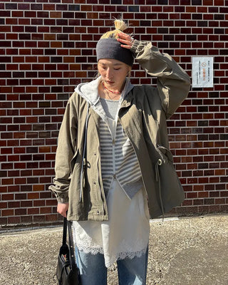 (Unisex) Drawstring Waist Flap Military Jacket