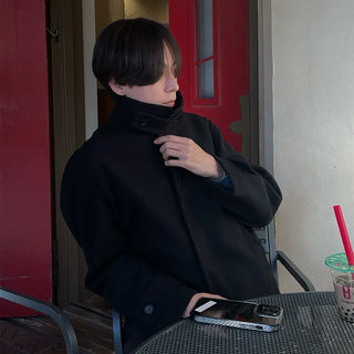 Button-collar half coat