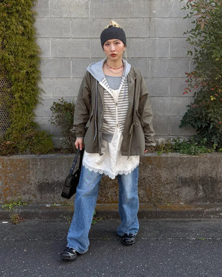 (Unisex) Drawstring Waist Flap Military Jacket