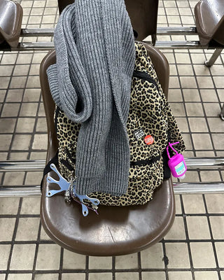Leopard pattern backpack with zip pockets