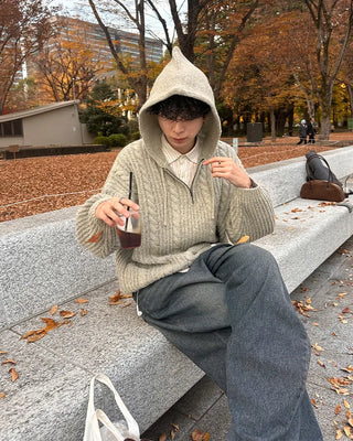 (Unisex) Cable Half-Zip Knit