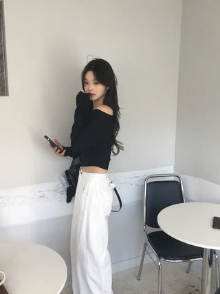 One-shoulder shirred T-shirt
