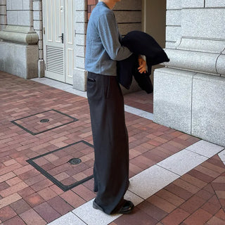 Half-open collar knit