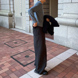 Half-open collar knit