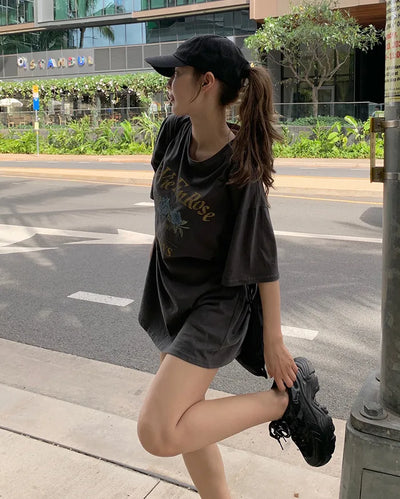Pigmented floral print loose half-length T-shirt