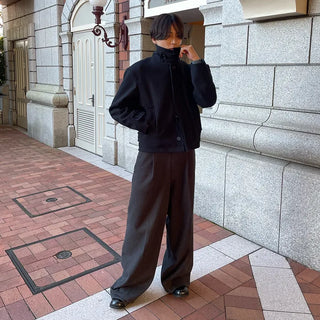 Button-collar half coat