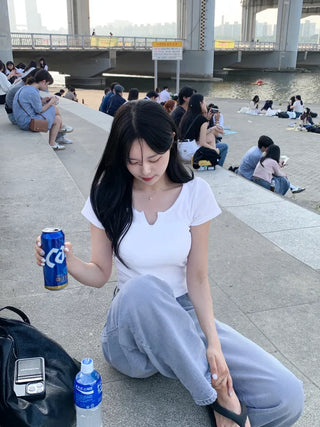 Ribbed neck slit short-sleeved T-shirt (3 colors)