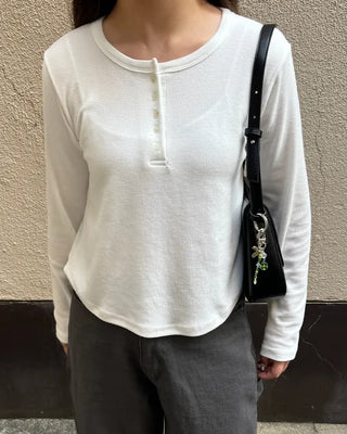 Round hem Henley neck T-shirt