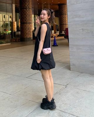 Sleeveless balloon mini dress