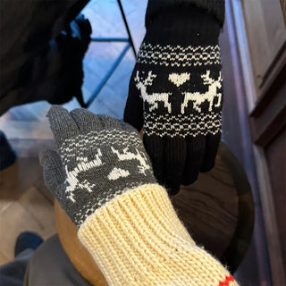 Deer print gloves (touchscreen compatible)
