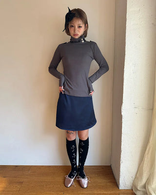 Button stand neck ribbed slim long T-shirt