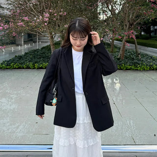 One-button oversized jacket