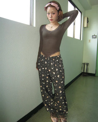 Lace plunging pointed hem slim cut and sew