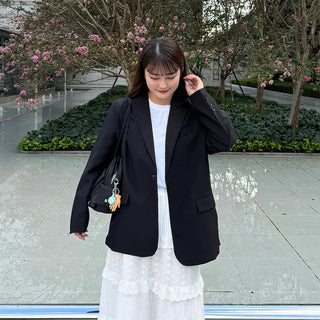One-button oversized jacket