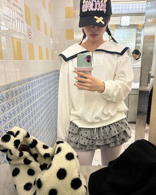 Sailor collar slit button sweatshirt