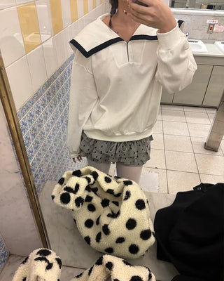 Sailor collar slit button sweatshirt