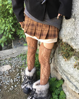 Crochet garter stockings