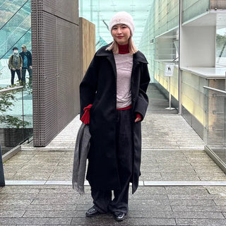 Back-tucked long coat