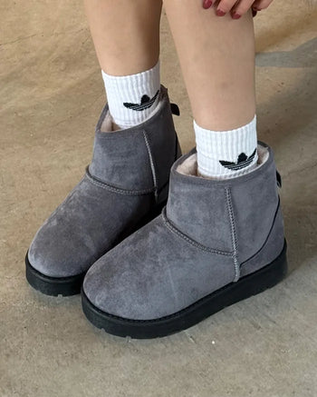 UGG short boots