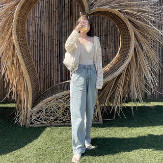 Knit camisole with built-in cups