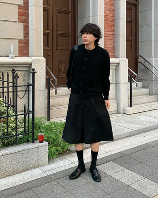 Basic round-button cardigan