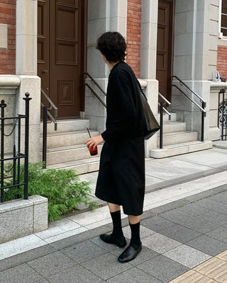 Basic round-button cardigan