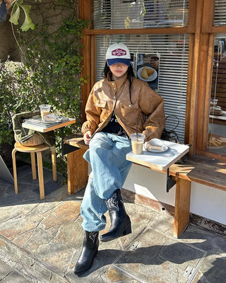 Knee-damaged vintage denim pants