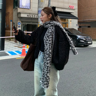 V-neck boa open jacket