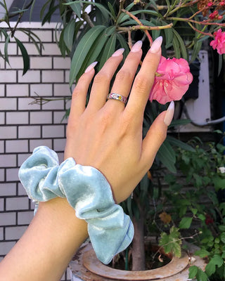 Colorful Cubic Ring