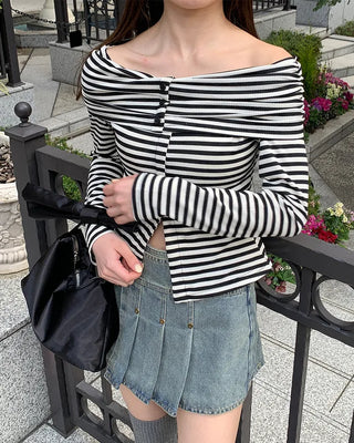 Side-adjustable wrap pleated denim mini skirt
