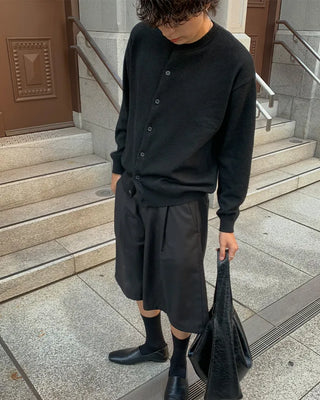 Basic round-button cardigan