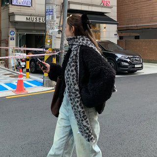 V-neck boa open jacket