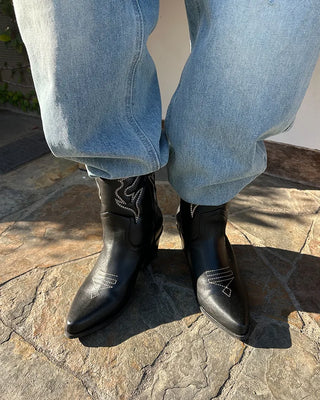 Western Cuban short boots