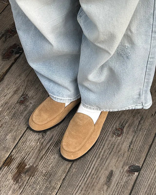 Round-toe slip-on loafers
