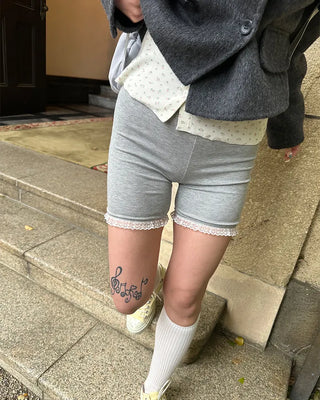 Lace hem short ribbed leggings pants