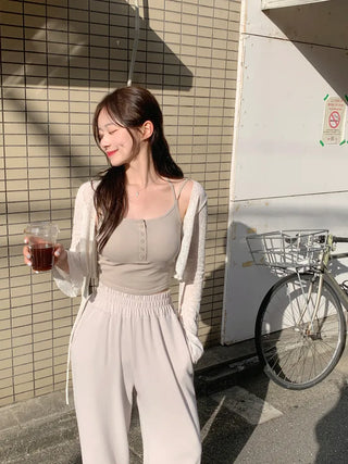 [With built-in cups] Sleeveless top with button-up cups (4 colors)