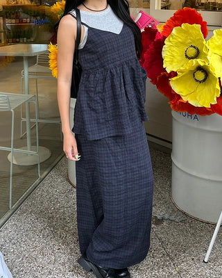 Checked V-neck camisole with peplum silhouette