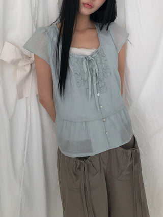 Frill blouse