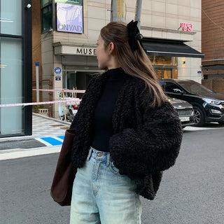 V-neck boa open jacket