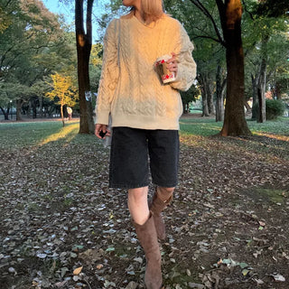 Cable oversized round knit