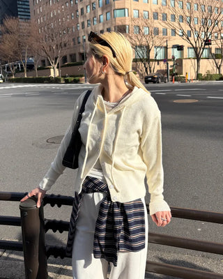 Boat neck two-tone layered long T-shirt