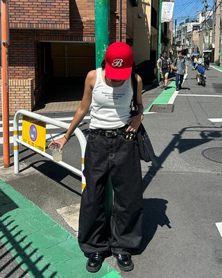 Back pocket stitch wide rigid denim pants