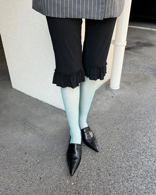 Waist frill capri pants