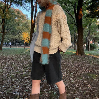 Cable oversized round knit