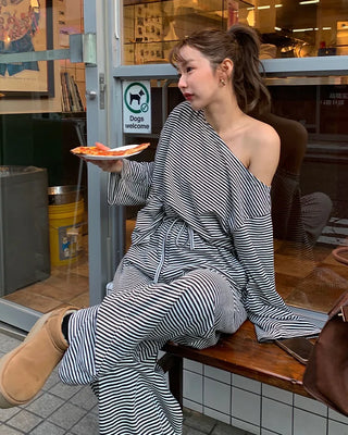 Asymmetrical Border T-shirt & Pants Set