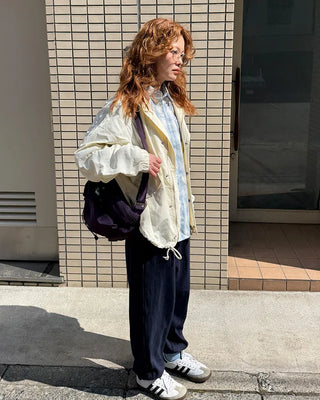 Wide-leg sweatpants with elastic waistband