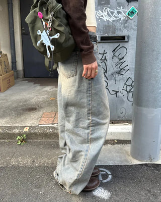 Maddie Beard Wash Wide Jeans