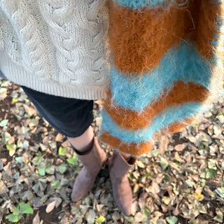 Cable oversized round knit