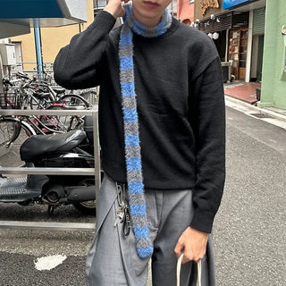 Fluffy Border Scarf